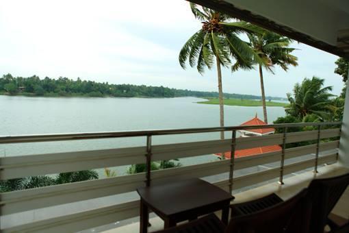 The Health Village Alwaye Luaran gambar